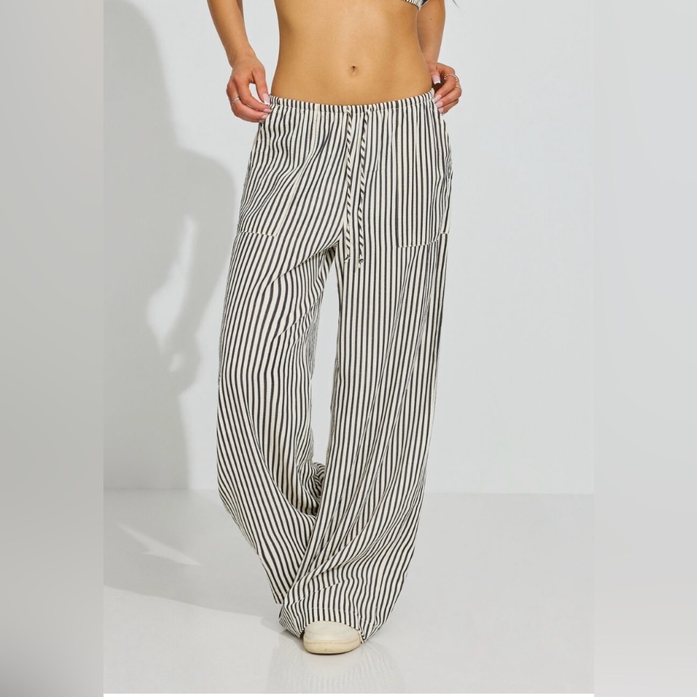 NWT Garage Striped Pull-On-Pants